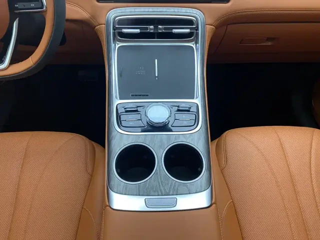 Geely Galaxy M7 — Фото автомобиля 26