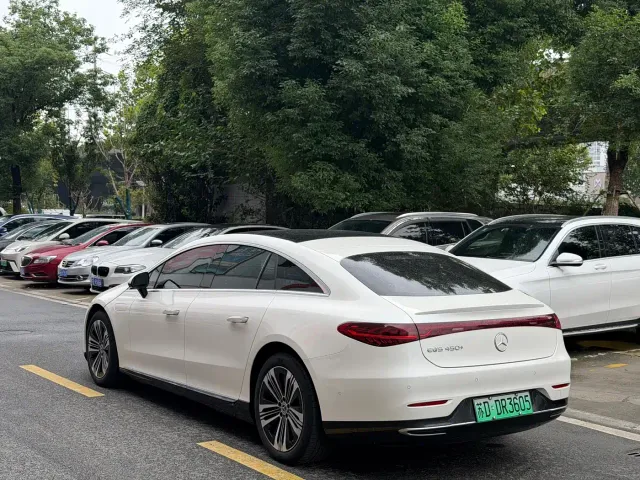 Mercedes-Benz EQS — Фото автомобиля 7