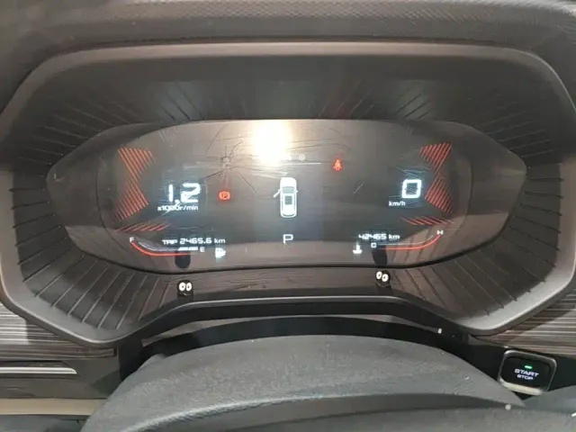 Wuling Asta — Фото автомобиля 11