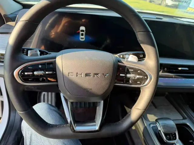 Chery Arrizo 8 — Фото автомобиля 6