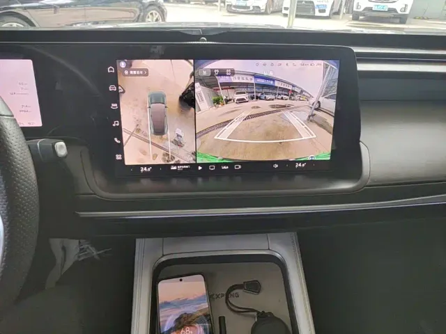 Xpeng P7 — Фото автомобиля 12