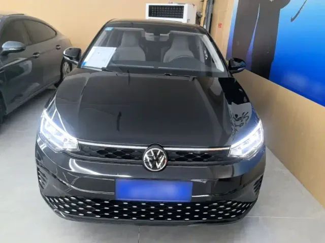 Volkswagen Lavida — Фото автомобиля 2