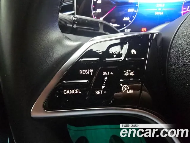 Mercedes-Benz E-Class W214 — Фото автомобиля 14