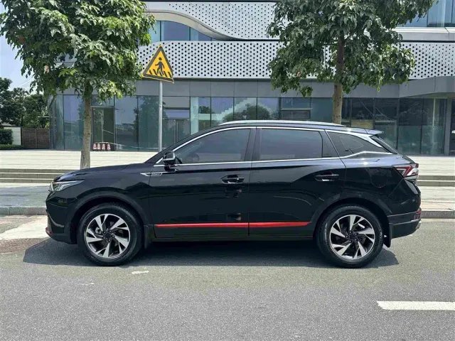Dongfeng Fengshen AX7 — Фото автомобиля 10