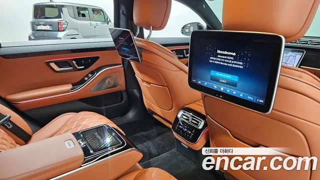 Mercedes-Benz S-Class — Фото автомобиля 14