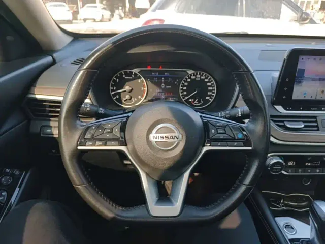 Nissan Teana — Фото автомобиля 10