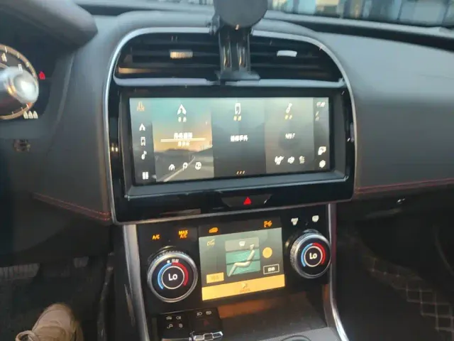 Jaguar Jaguar XEL 2021 2.0T 250PS R-DYNAMIC S Progressive Sport Edition — Фото автомобиля 17