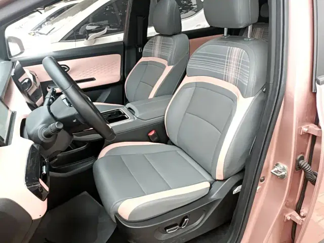 GAC Aion Y — Фото автомобиля 14