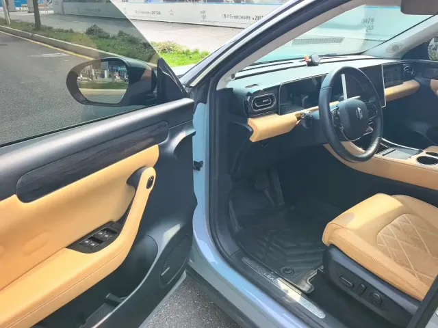 Leapmotor Leapmotor C11 2024 Extended Range 300 Premium Edition — Фото автомобиля 13