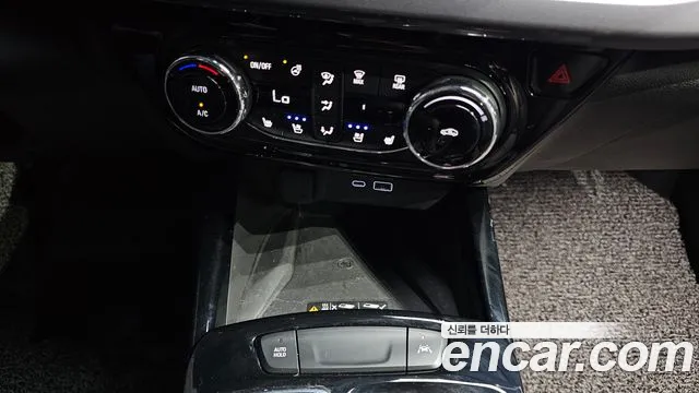 ChevroletGMDaewoo Trax Trax Кроссовер — Фото автомобиля 28