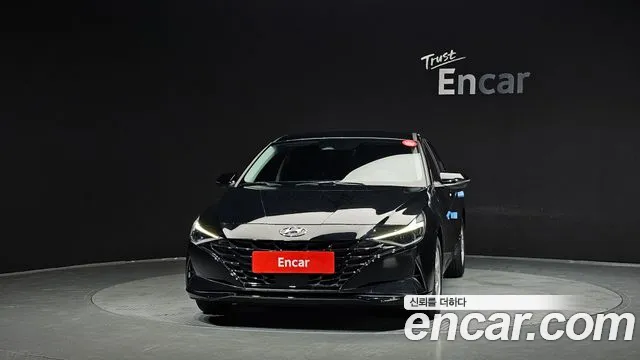 Hyundai AVANTE Avante (CN7) — Фото автомобиля 3