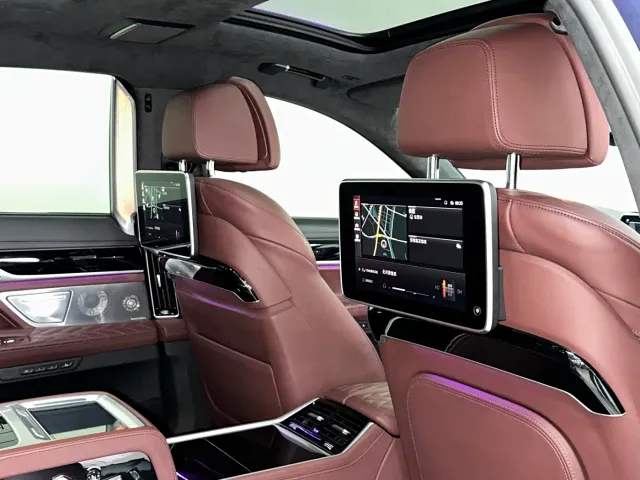 BMW 7 Series — Фото автомобиля 16