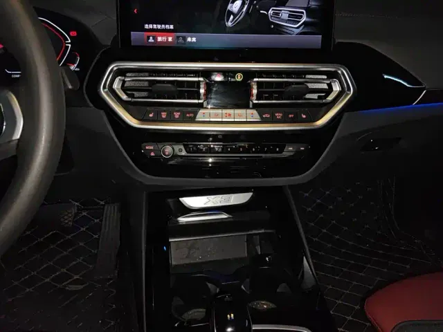 BMW X3 — Фото автомобиля 12