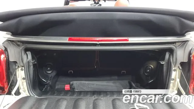 Mini Cooper Convertible — Фото автомобиля 17