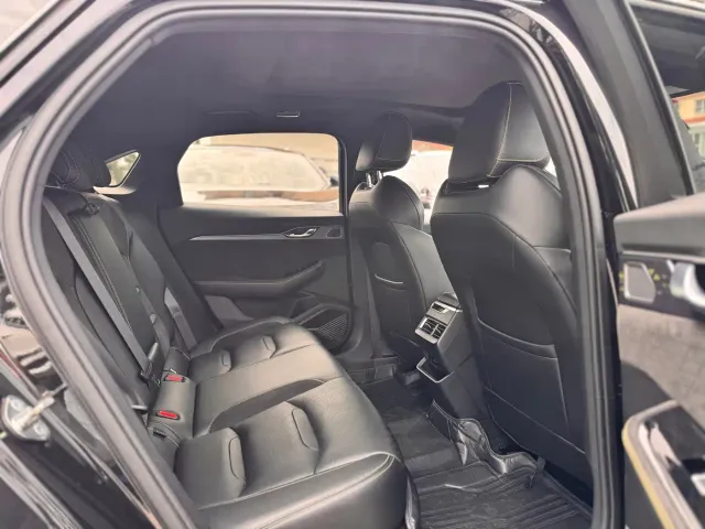 Geely Xingrui — Фото автомобиля 6