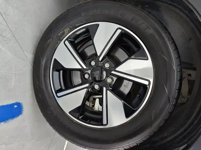 GAC Aion UT — Фото автомобиля 6