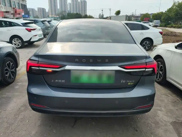 Roewe i6 MAX EV — Фото автомобиля 5