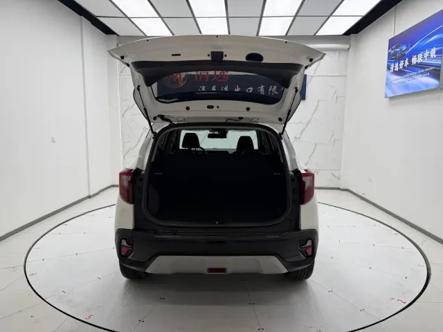 Kia Seltos — Фото автомобиля 9