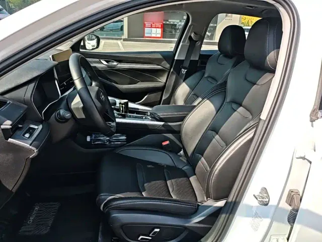 Geely Xingrui — Фото автомобиля 14