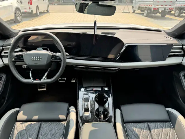 Audi A5L — Фото автомобиля 10
