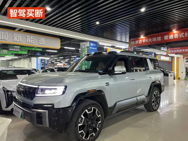Фотография автомобиля — BYD FangChengBao Leopard 8