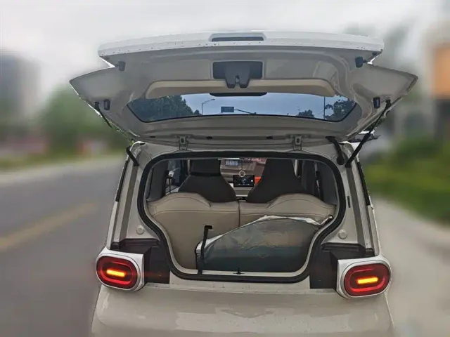Wuling Hongguang Mini EV — Фото автомобиля 9