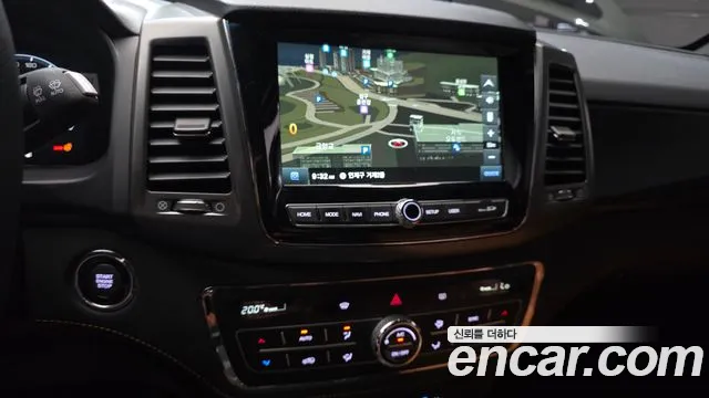 KG_Mobility_Ssangyong Rexton Новый Rexton Sport Khan Дизель 2.2 2WD — Фото автомобиля 14