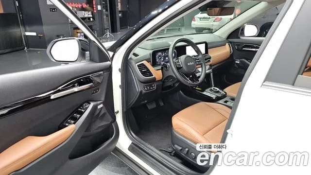Kia Seltos Бензин 1.6 турбо 2WD — Фото автомобиля 9