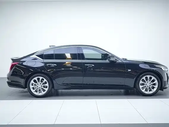 Cadillac CT5 — Фото автомобиля 3