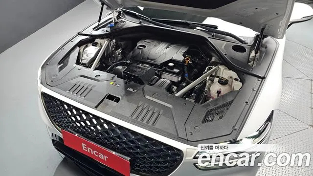 Genesis GV70 — Фото автомобиля 6