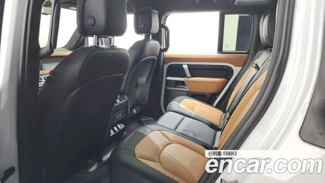 Land Rover Defender Defender (L663) 110 P300 X-Dynamic SE — Фото автомобиля 15