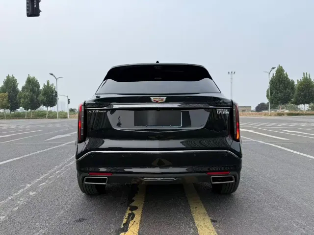 Cadillac XT5 — Фото автомобиля 10