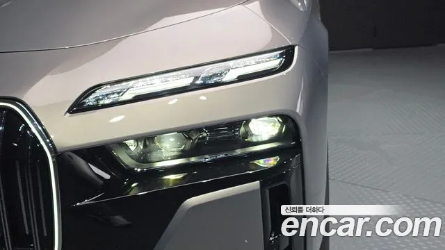 BMW 7-Series 7 серия (G70) 740i xDrive M Sport Limited — Фото автомобиля 21