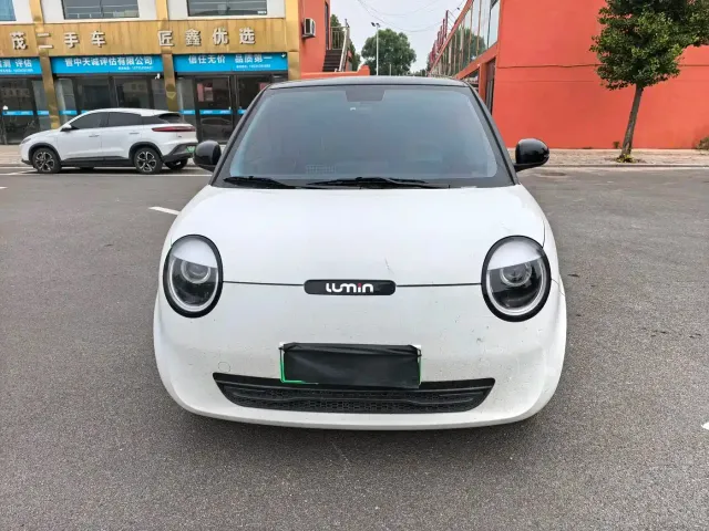 Changan Lumin — Фото автомобиля 2