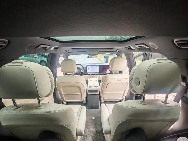 Li Auto L8 — Фото автомобиля 7