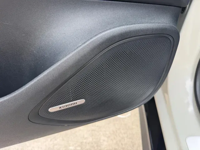 Xiaomi SU7 — Фото автомобиля 9