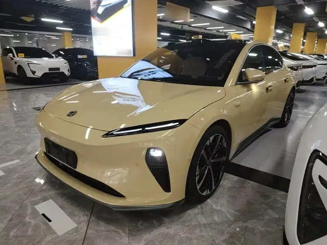 Фотография автомобиля — Nio ET5