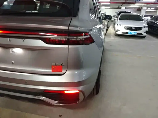 Geely Xingyue L — Фото автомобиля 7