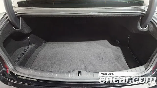 Genesis G80 Бензин 2.5 турбо 2WD — Фото автомобиля 15