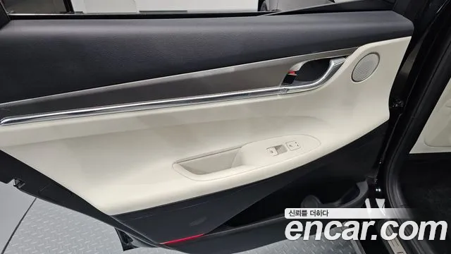 Hyundai Grandeur Grandeur (New) — Фото автомобиля 14
