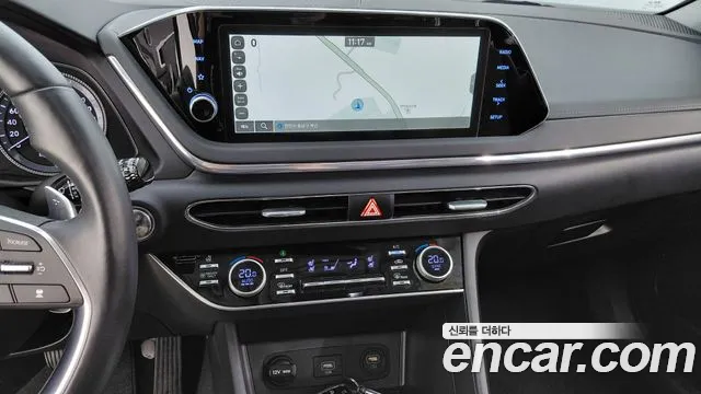 Hyundai Sonata — Фото автомобиля 13