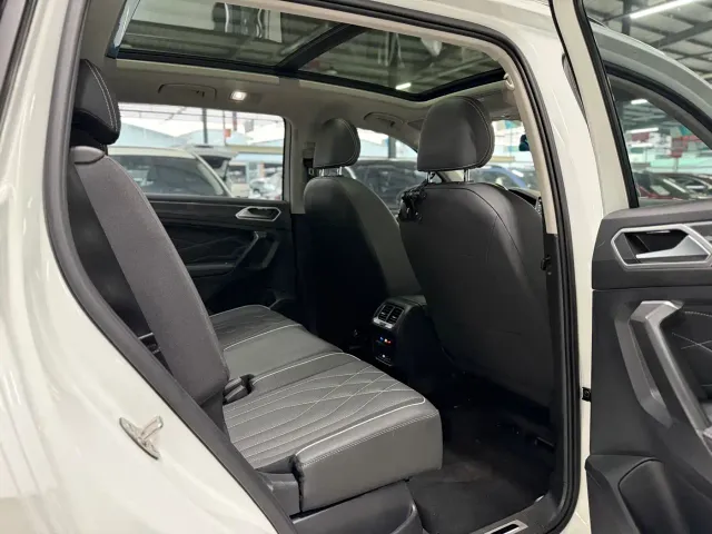 Volkswagen Tiguan L — Фото автомобиля 17