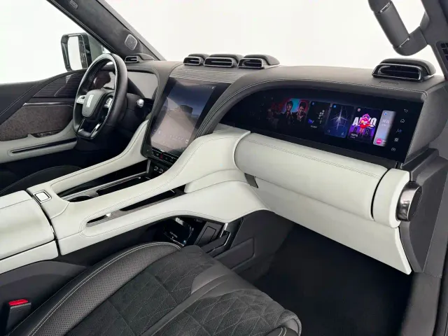 BYD U8 — Фото автомобиля 5