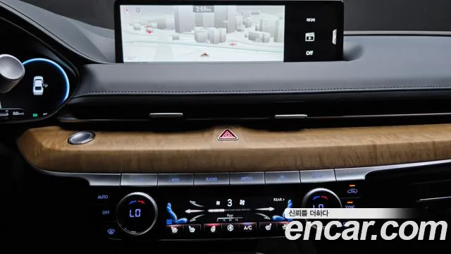 Genesis G80 Бензин 2.5 турбо AWD — Фото автомобиля 14