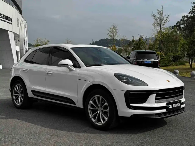 Porsche Macan — Фото автомобиля 3