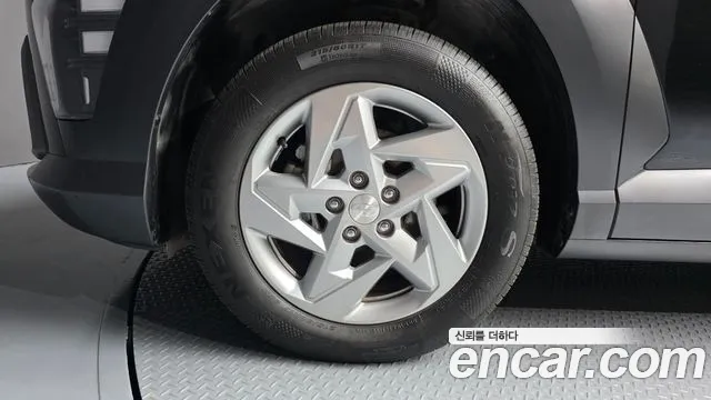 Hyundai Kona Kona (SX2) Бензин 1.6 Turbo 4WD — Фото автомобиля 5