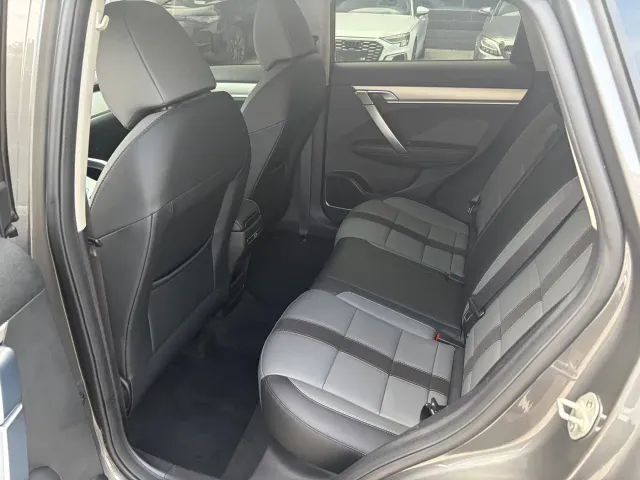 Geely Binyue — Фото автомобиля 6