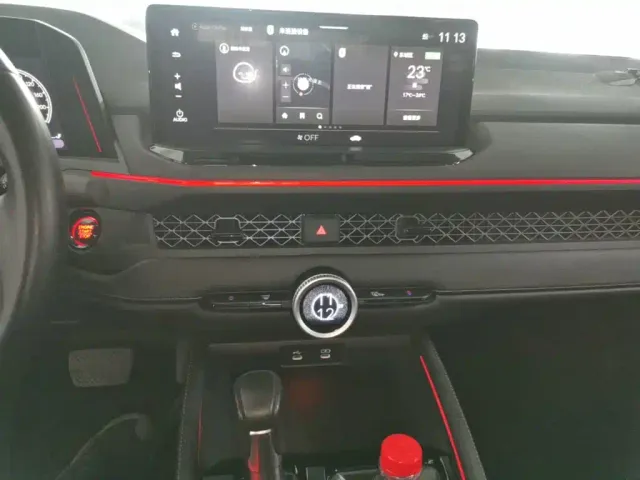 Honda Accord — Фото автомобиля 12