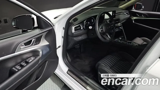 Genesis G70 Новый G70 Бензин 2.5T 4WD — Фото автомобиля 10