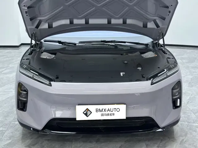 Nio ET5 — Фото автомобиля 7
